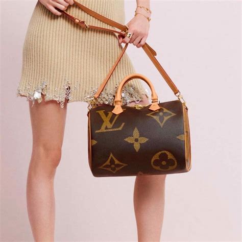 louis vuitton speedy reverse monogram|30 speedy louis vuitton.